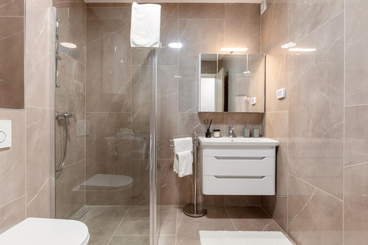 Apartment Hana Pjescana Uvala Εξωτερικό φωτογραφία