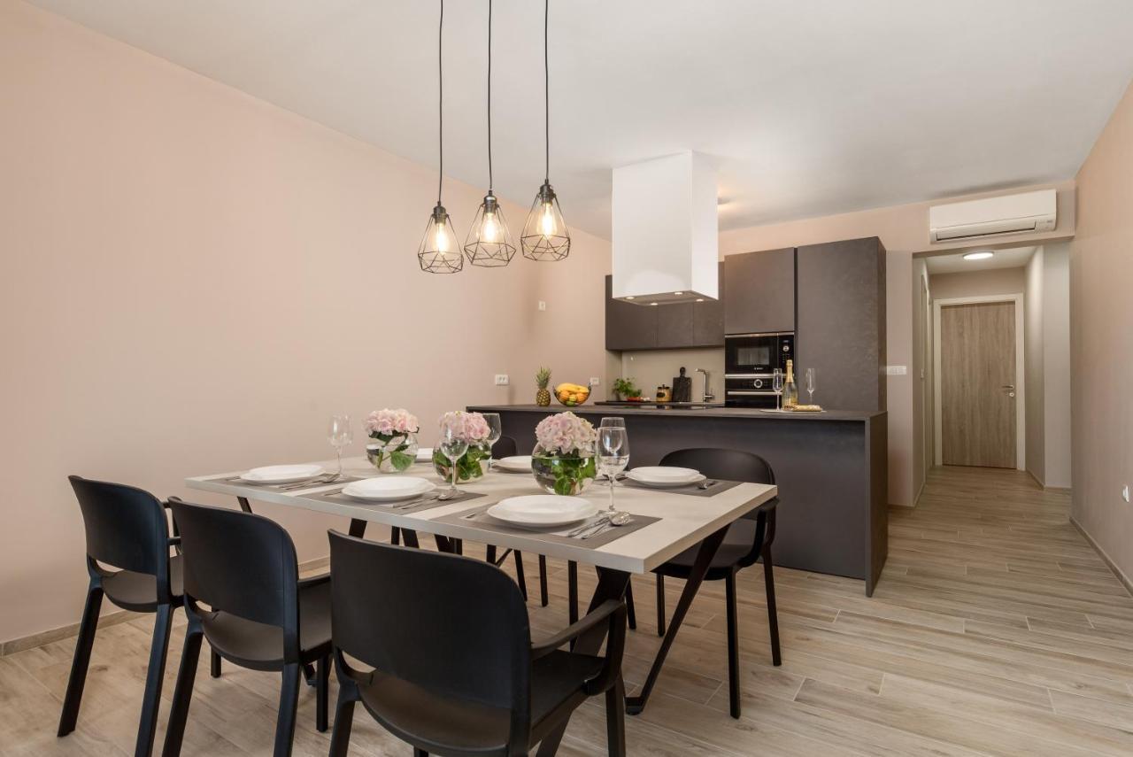 Apartment Hana Pjescana Uvala Εξωτερικό φωτογραφία