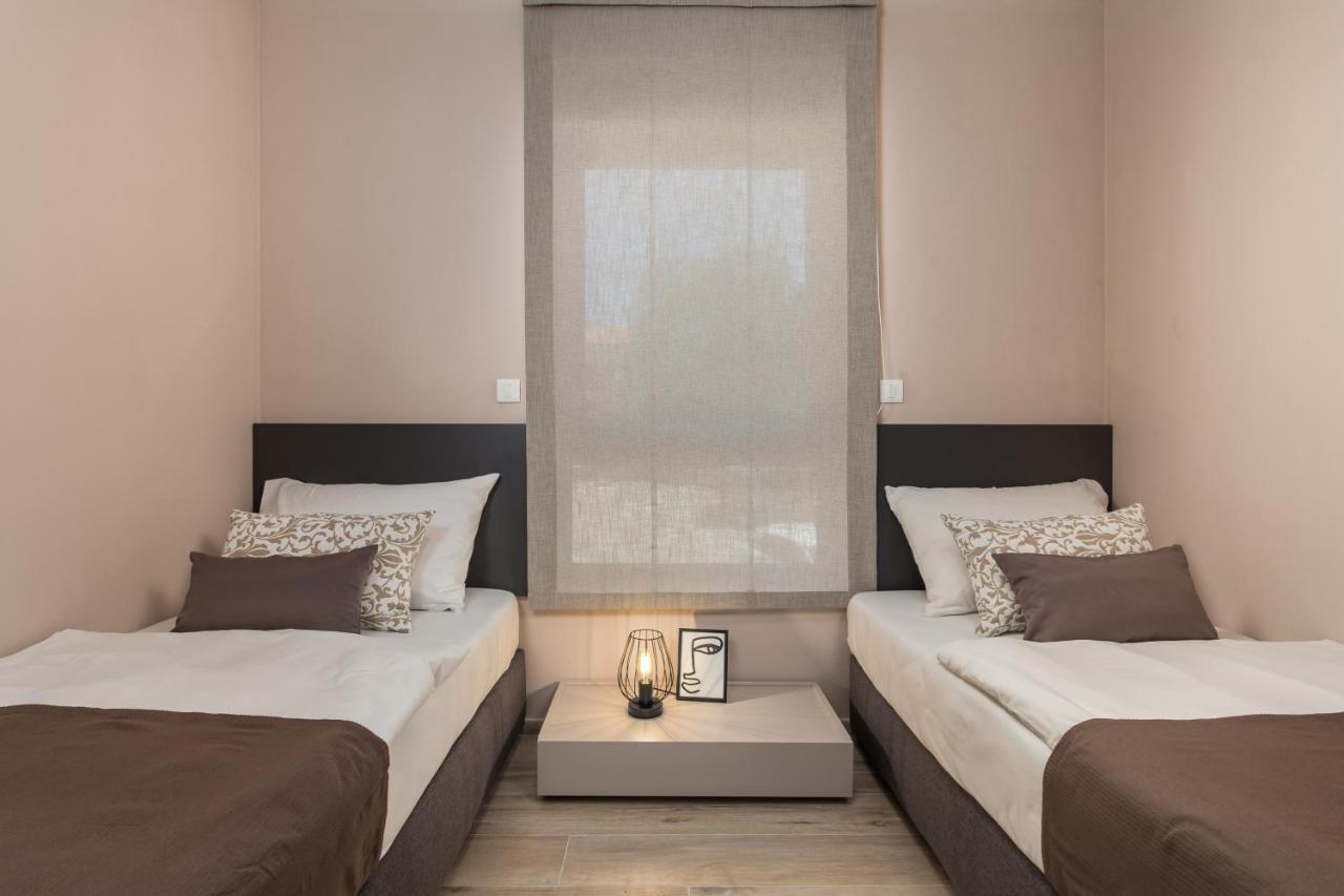 Apartment Hana Pjescana Uvala Εξωτερικό φωτογραφία