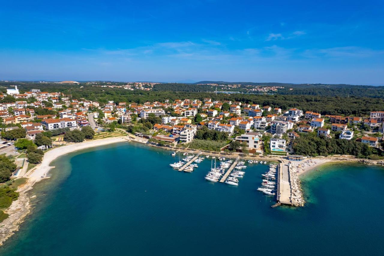 Apartment Hana Pjescana Uvala Εξωτερικό φωτογραφία